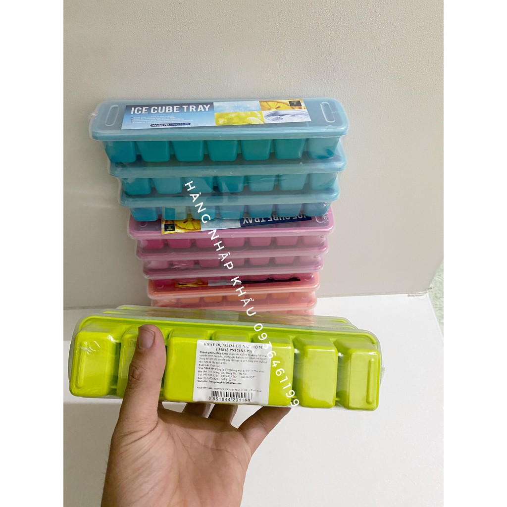 1 cái Khay làm đá, đụng thức ăn có nắp đậy trành bị mùi tủ lạnh Thái lan--7 ô