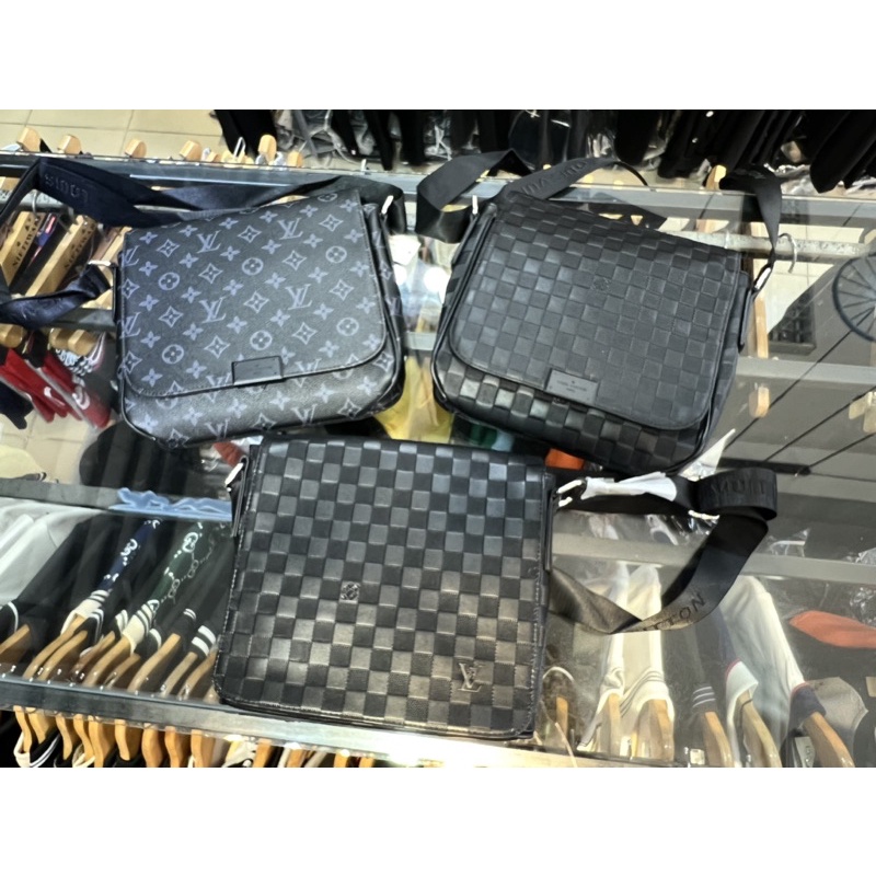 Túi đeo chéo hoạ tiết hoa