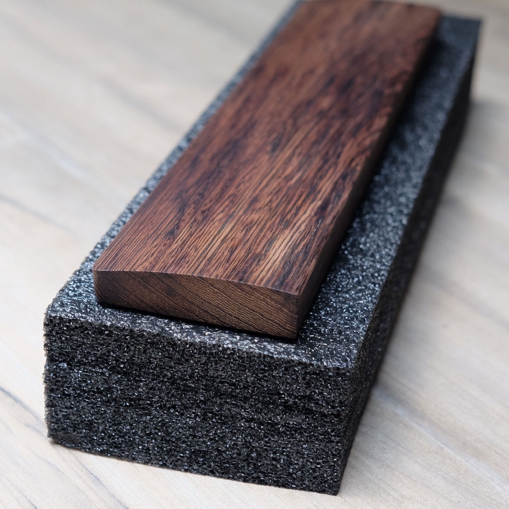 Kê lót tay bàn phím cao cấp - gỗ cánh gà