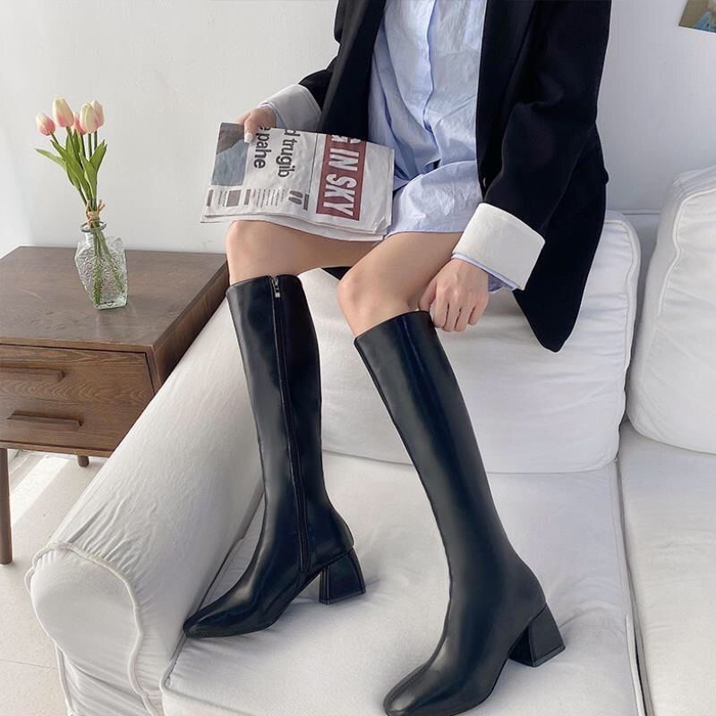 Bốt Nữ Cao Cổ Da Mềm 3 Màu Hot Trend Đế Vuông Khóa Cạnh