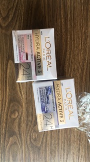 Combo phấn sáng và lót serum catrice