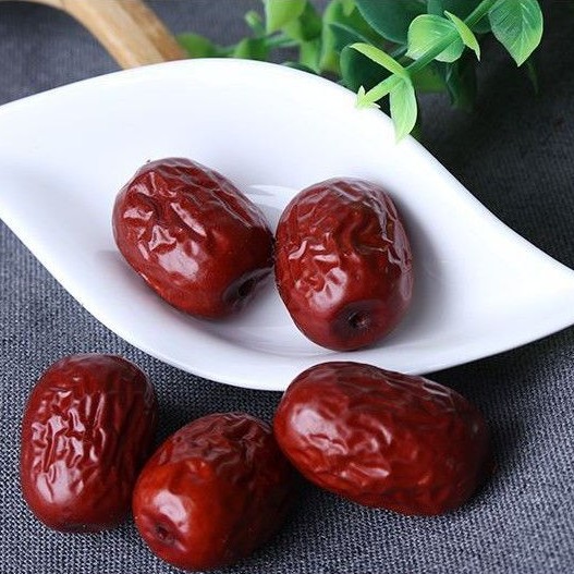 TÁO ĐỎ TÂN CƯƠNG TRÁI NHỎ BAO NGỌT
