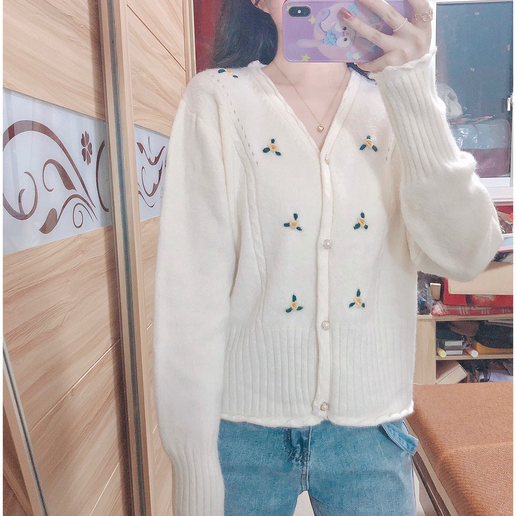 Áo khoác len cardigan thêu hoa nút ngọc trắng xinh xắn (có hình thật) | BigBuy360 - bigbuy360.vn