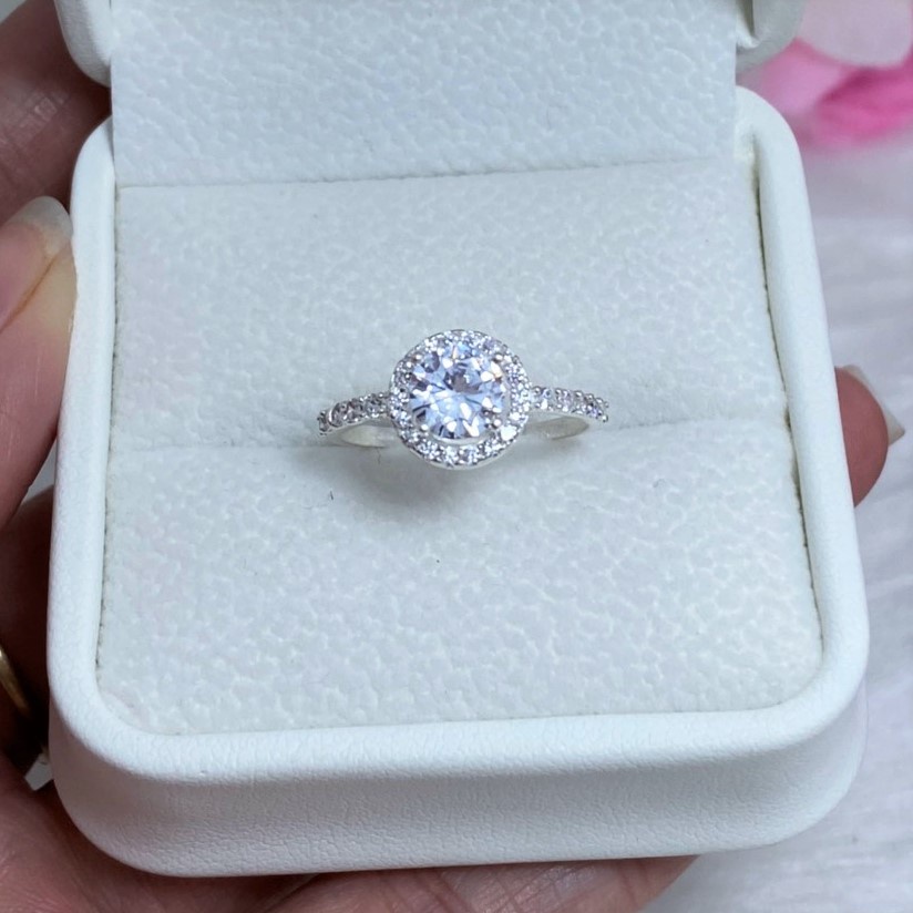 Nhẫn nữ bạc ta đính đá tròn li to, kiểu dáng sang trọng quý phái - Trang sức bạc Evasilver