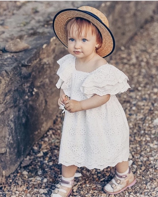 Váy ren trắng Zara hè 2020 vợt sale