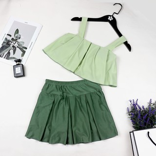 Bộ bikini hai dây + Váy xòe xếp ly điệu đà