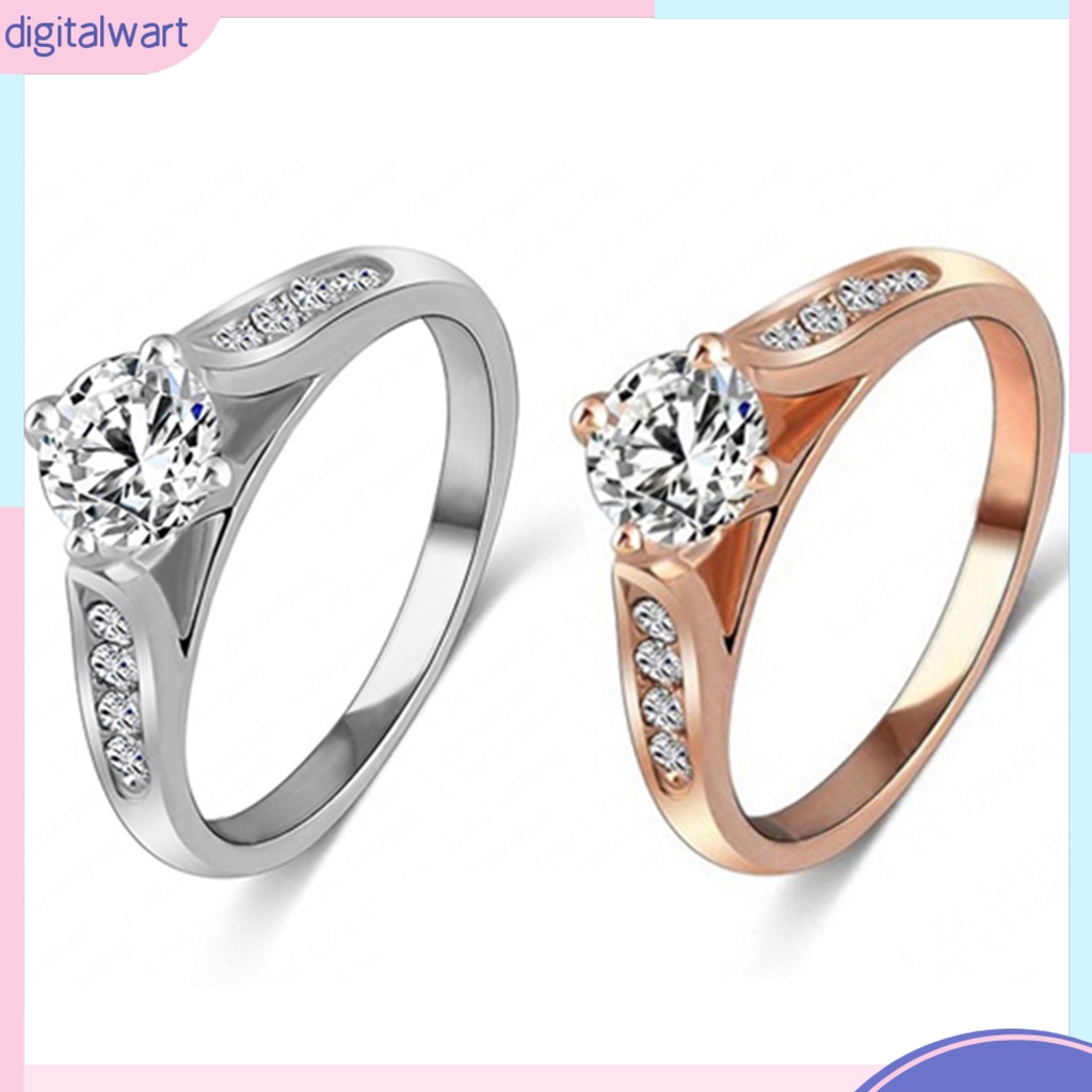 Nhẫn hợp kim đính đá sang trọng