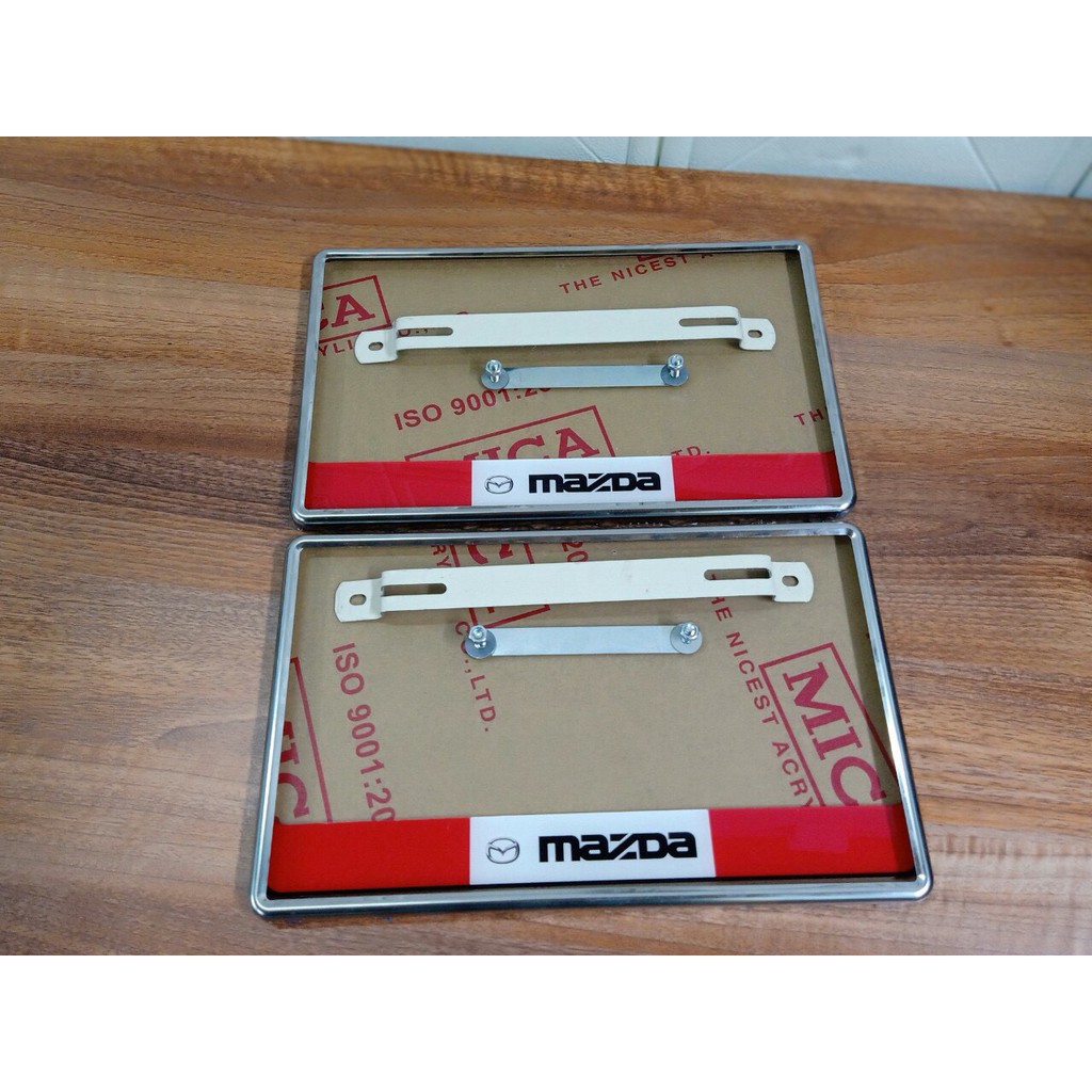 Khung biển số ô tô có logo HYUNDAI ,Khung inox 304 có viền ,mica,ốc ít dùng cho biển số mới 2 chiếc trước sau bằng nhau