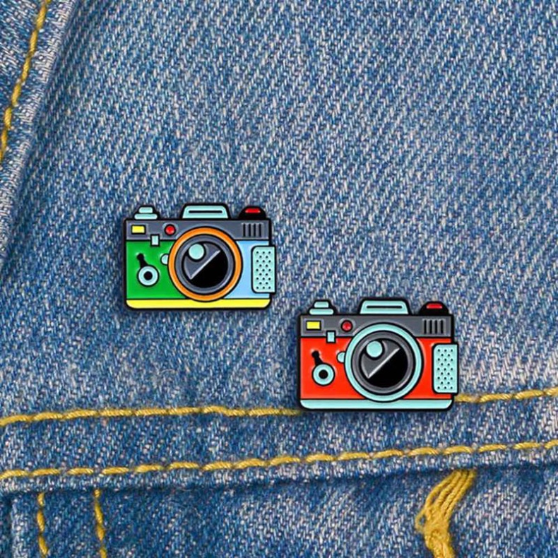 Sale 73% Huy Hiệu Cài Áo Hình Máy Ảnh Sáng Tạo, Green Giá gốc 26000đ - 1H88-7