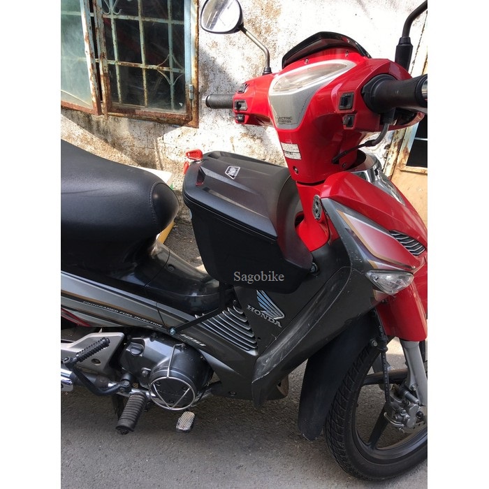 Thùng giữa Future neo, thùng Givi G12N kèm bát gắn chuẩn theo xe, hàng chính hãng, bảo hành 2 năm