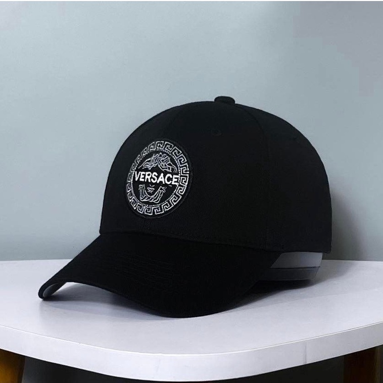 Mũ Lưỡi Trai Versace Nam nữ Cao Cấp Màu Đen thêu logo trắng Full Hộp