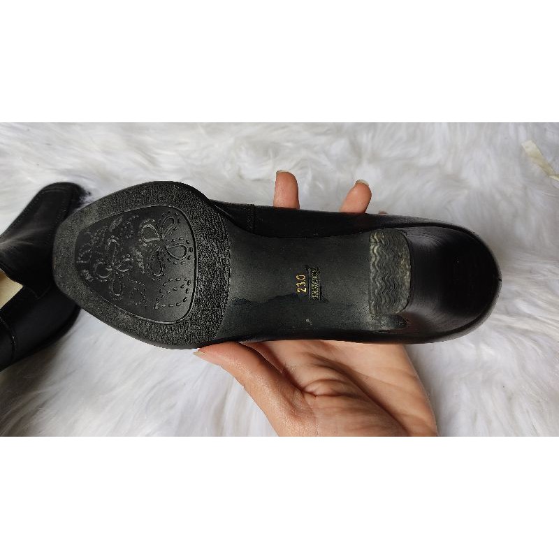 Giày da bò size 36