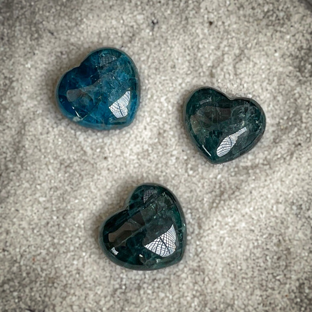 Tim Đá Blue Apatite - Đá Thanh Tẩy