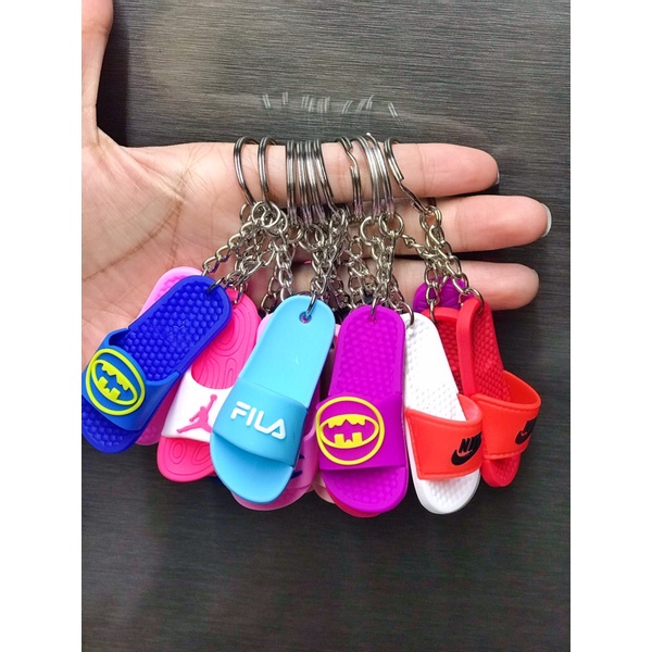 Móc Khoá Hình ĐÔI DÉP Đủ Mẫu Xịn Xò,Chất Silicon