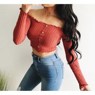 Áo croptop trễ vai tay dài