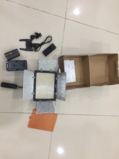 Thanh lý Đèn led studio Yongnuo YN 300 III