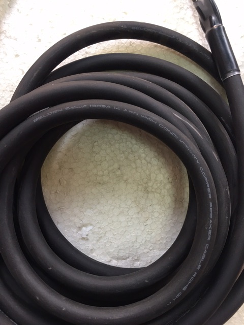 Dây loa Belden bãi