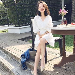 Váy Hoạ Tiết Thêu Nổi 2 Món