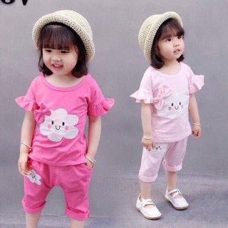 Bộ + váy thỏ mặc nhà cho Chị Thuỷ
