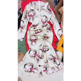 Đầm hoa thanh lý