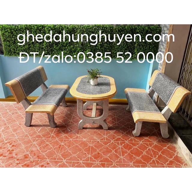Bộ bàn ghế đá thẳng 2 ghế 1 bàn màu vàng ghi