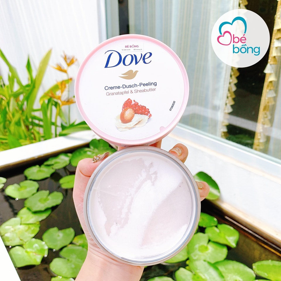 Tẩy da chết body Dove Đức vị lựu (màu hồng) -  macca (màu trắng)