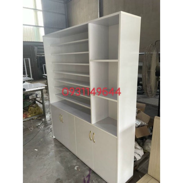 tủ kệ trưng bày spa,nail,mỹ phẩm