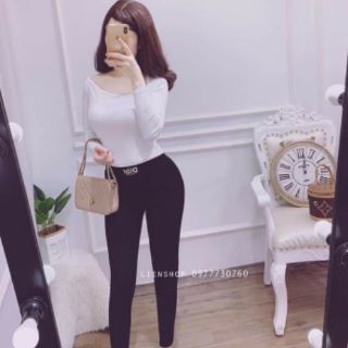 Áo pull cổ lệch rúm sườn