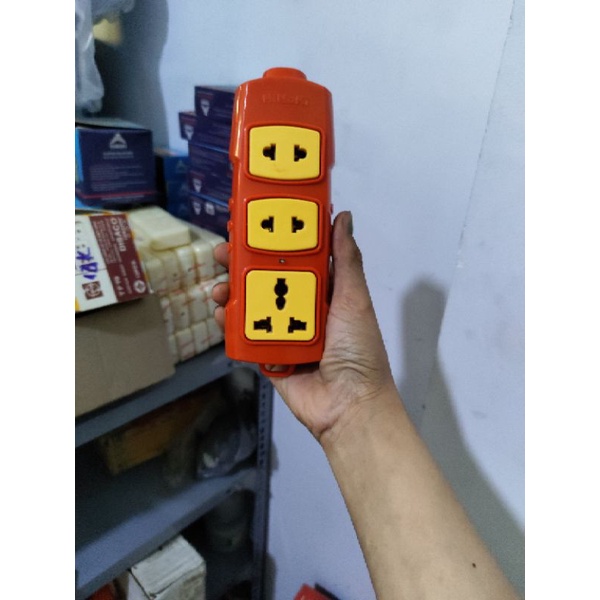 Ổ cắm chịu tải 6000w 3 lỗ chống cháy hinoki
