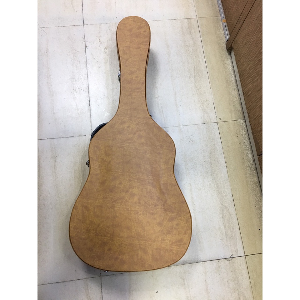 Hộp cứng cho đàn guitar