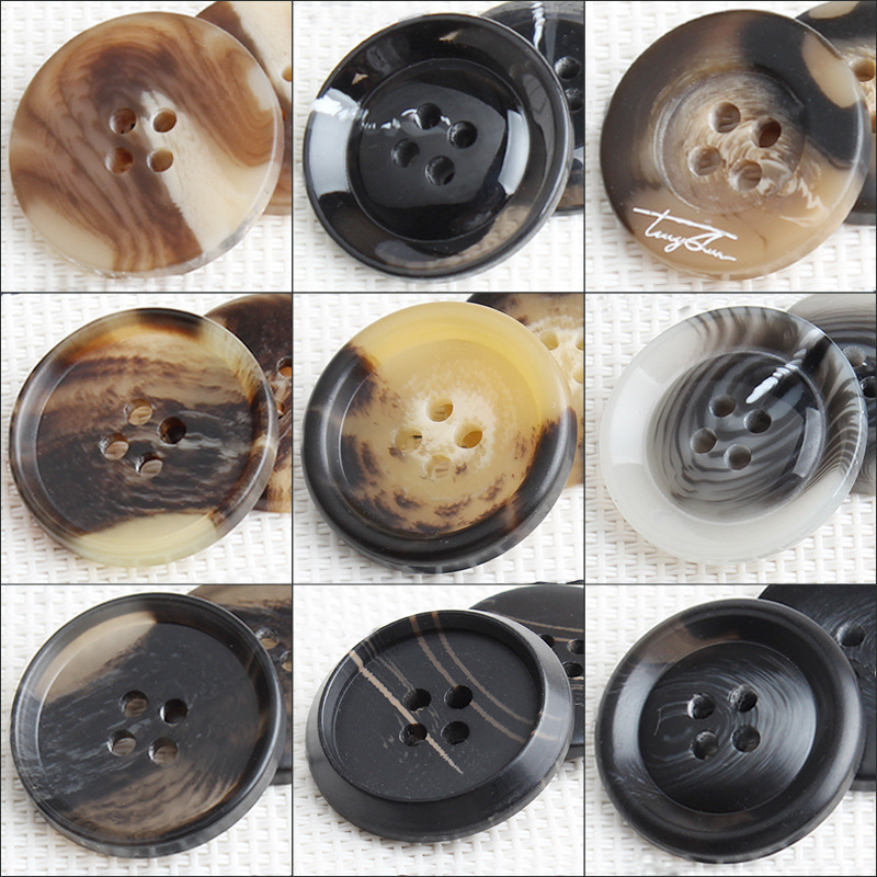 Set 100 Nút Tròn 4 Lỗ 15 / 18mm Làm Đồ Thủ Công