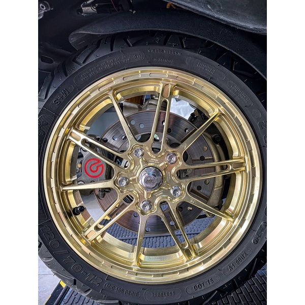 Tán mâm sau Vespa sprint