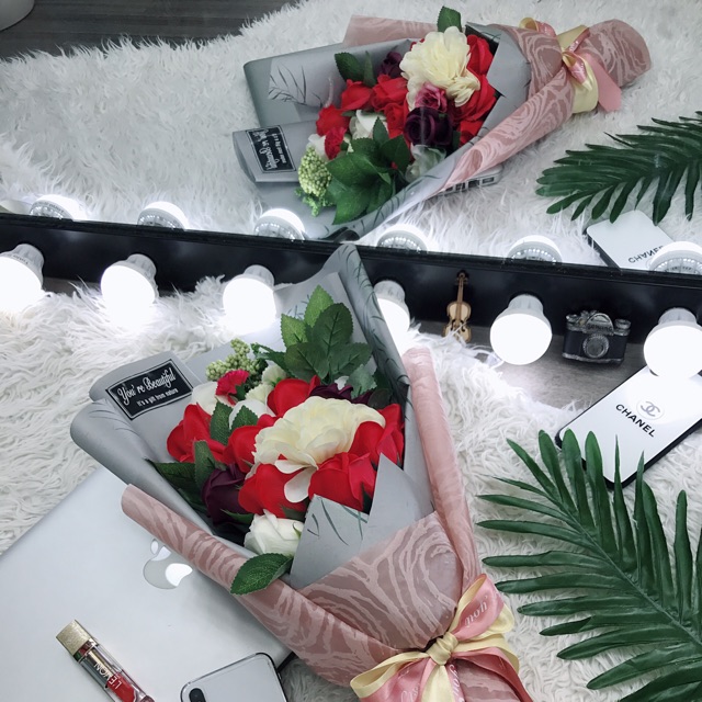 Hoa hồng sáp bó 12b