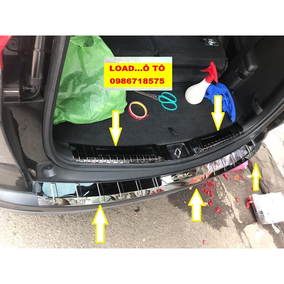 Ốp chống trầy cốp trong và ngoài Honda CRV 2024-2018 Vân Titan Màu Đen Cao Cấp
