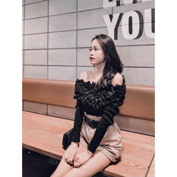 Áo len bèo trễ vai