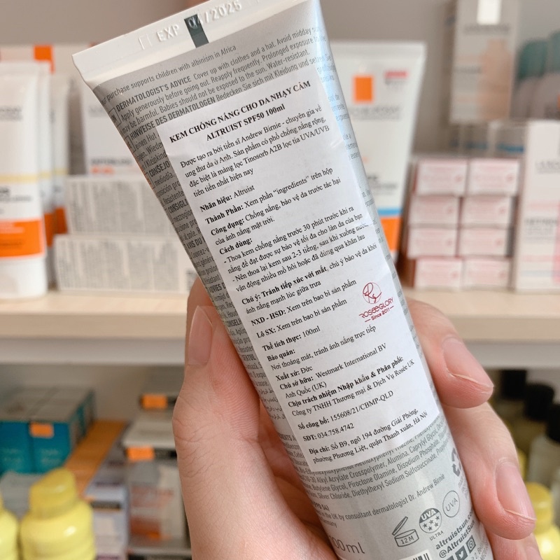 Kem chống nắng Altruist Dermatologist Sunscreen