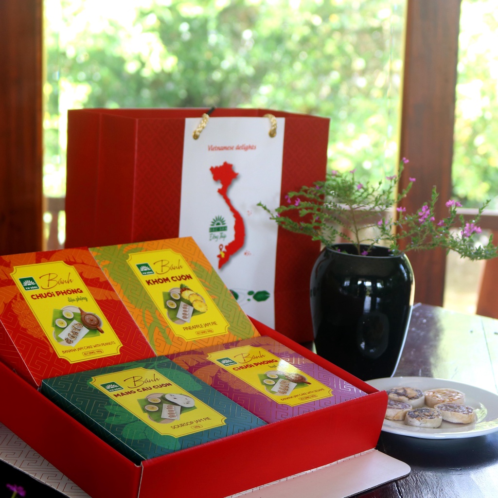 Combo 4 hộp mứt trái cây cuộn ít ngọt đặc sản Đồng Tháp làm quà biếu Tết