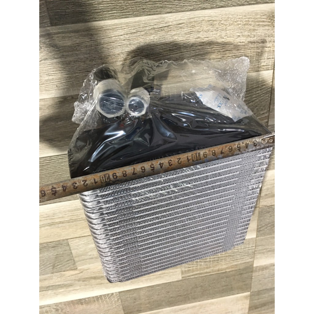 Sản phẩm gia đình làm:  Dàn lạnh điều hoà Hat-bê-ét CZ09310 Xe tải í-sú-zú 8 tấn