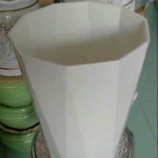 Chậu nhựa dáng đứng cao40cm rộng30cm trồng cây và hoa kiểng