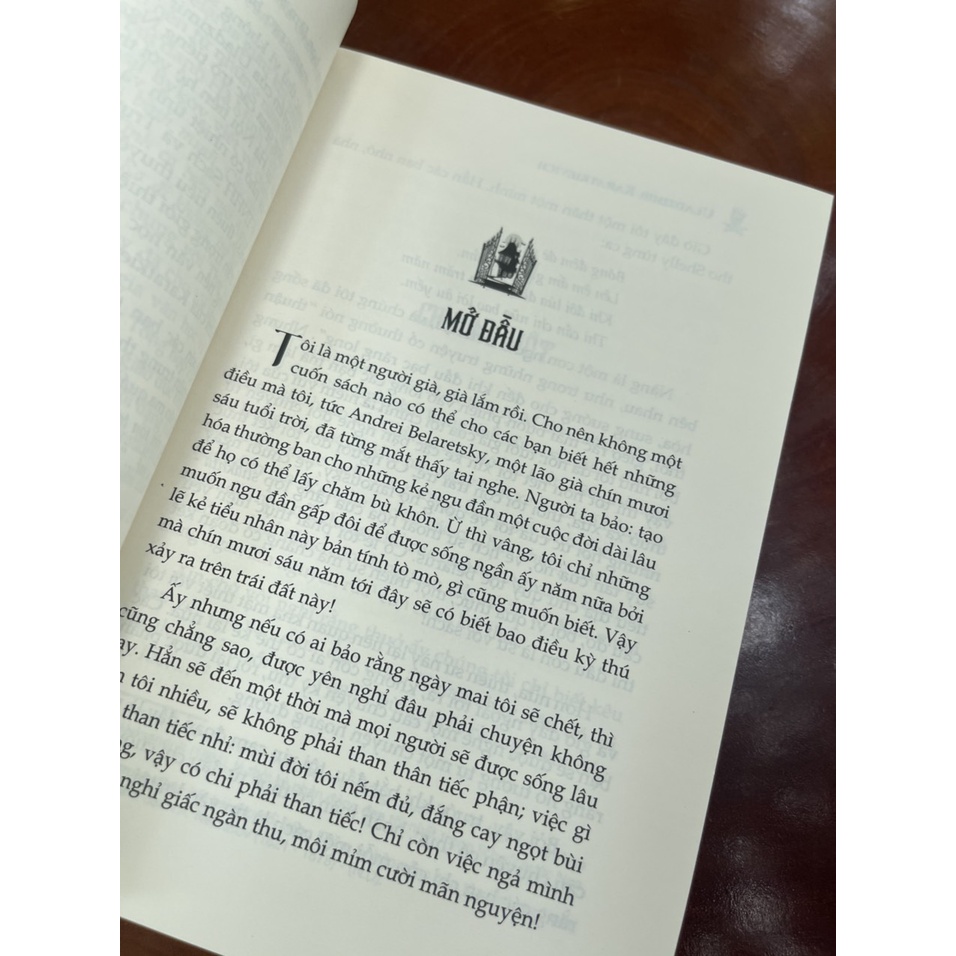 Sách - Đội săn của Quốc Vương STAKH - Uladzimir Karatkievich – tặng kèm bookmark – Tri Thức Trẻ