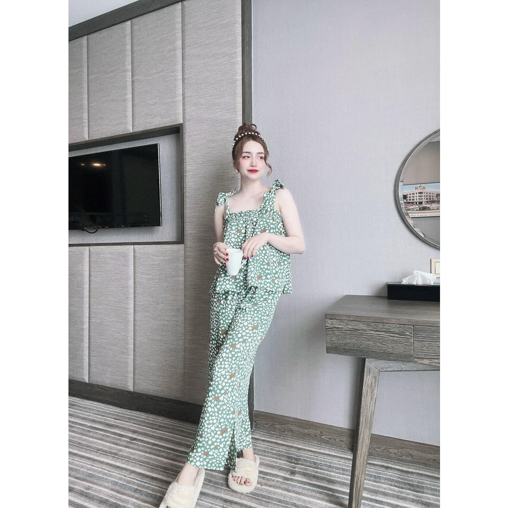 Đồ Ngủ Sexy Nữ, Bộ Mặc Nhà Hai Dây Cột Nơ Quần Dài Xẻ Tà Dưới 65Kg