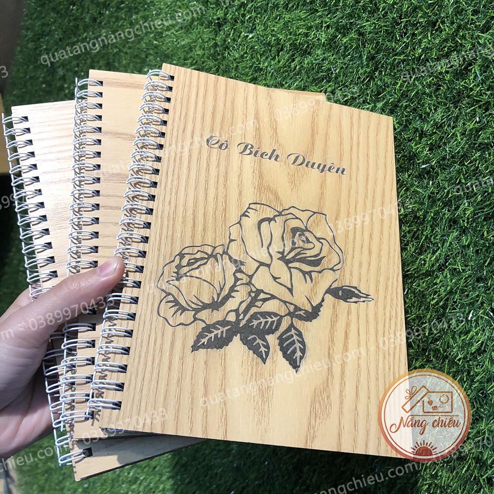 Sổ tay handmade làm quà tặng thầy cô - Sổ lò xo bìa gỗ cứng khắc tên và hình ảnh theo yêu cầu - Mẫu sổ khắc bông hồng