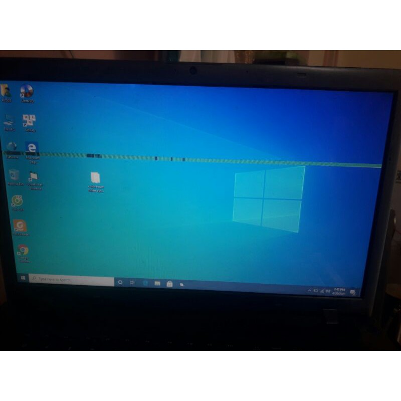 màn laptop 15.6 led 40 pin dày lỗi sọc nhẹ