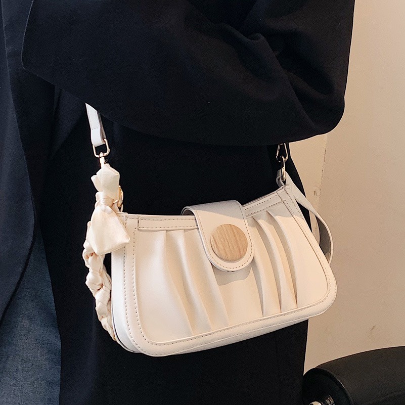 Túi xách đeo chéo nữ giá rẻ đẹp đi chơi phong cách thời trang hàn quốc dễ thương cute DC406