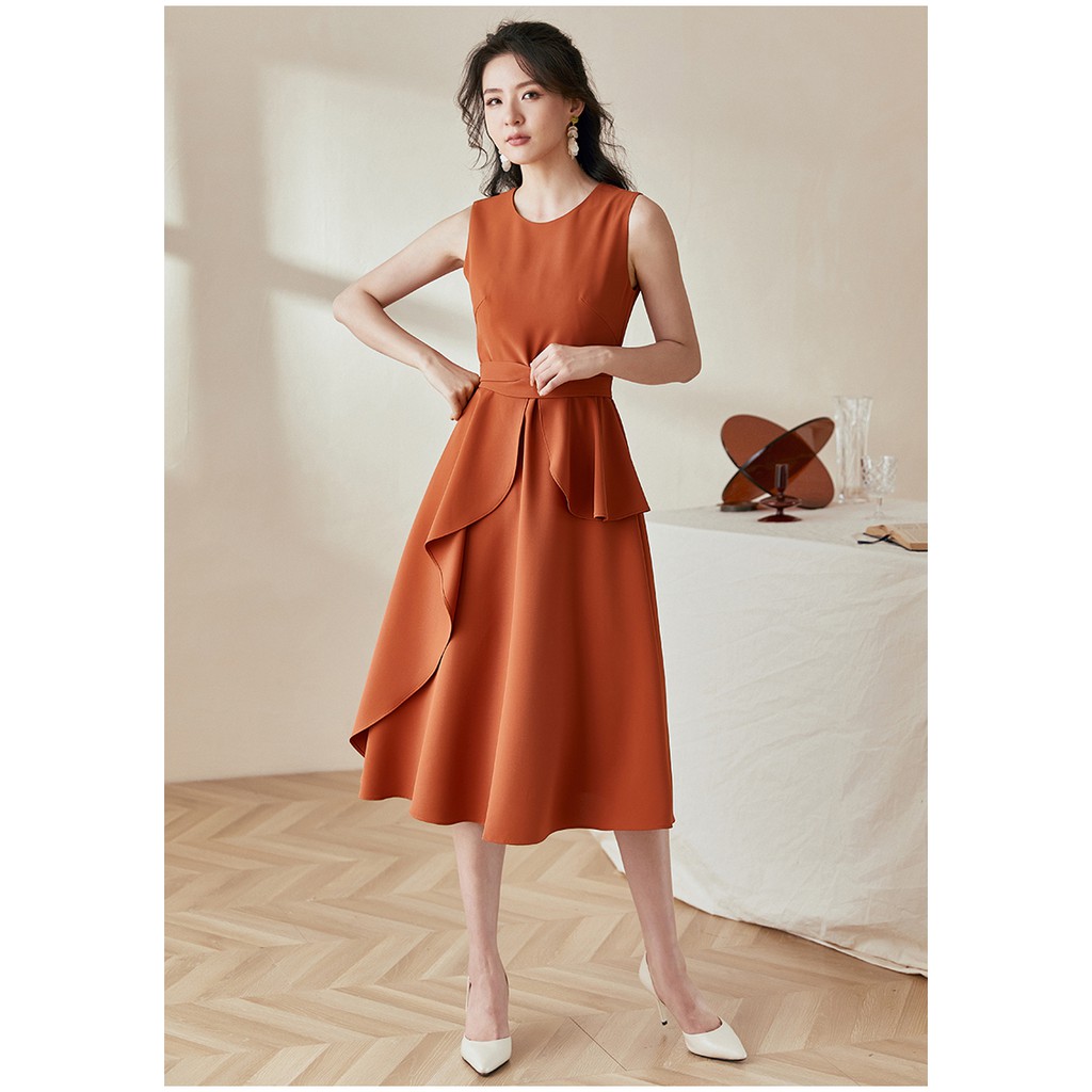 Đầm xòe cổ tròn kiểu dáng xinh màu cam sáng