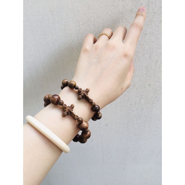 Chuỗi Vòng Mân Côi Trầm Hương Tốc