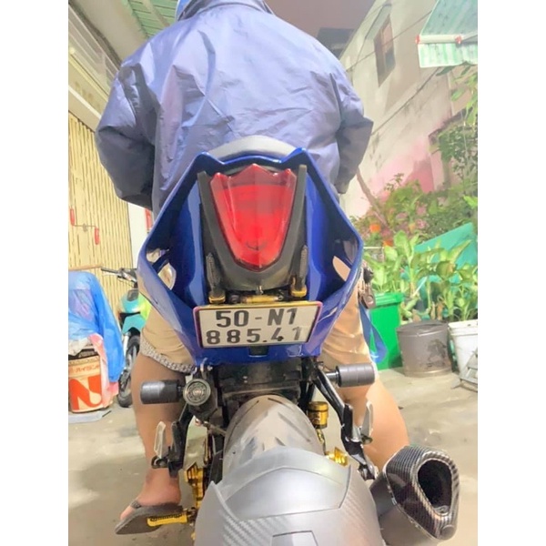 ốp đuôi nguyên khối r1 cho suzuki gsx150 gsx s150 gsx r150 bandit