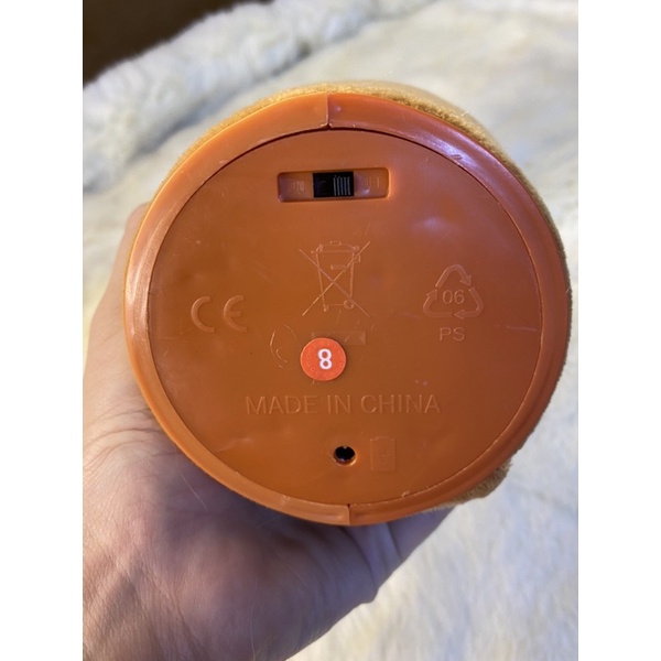 Xương Rồng Nhảy Múa, Nhại Lại, Sạc Pin