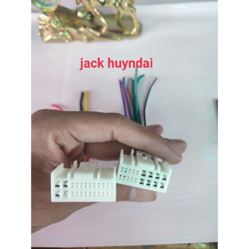 Jack cắm huyndai