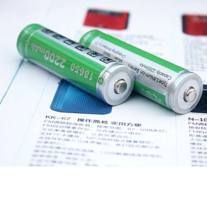 Pin + Sạc 18650 4.2V 2200mAh - 4400mah Lithium-ion ( loại đầu lồi cực + )